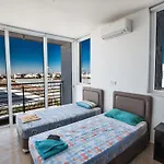 Nyaraló Perle Pe16 By Interhome Protarász